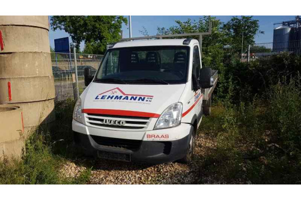 00702  IVECO DAILY CAMIÓN  F1AE0481G