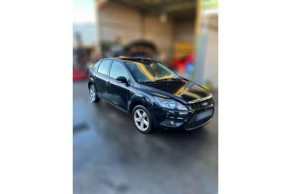 01137  FORD FOCUS LIM.  (CB4)  Trend