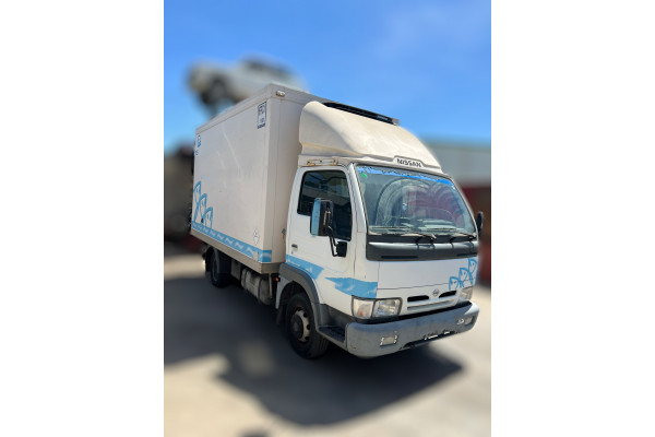 01222  NISSAN CABSTAR E  BD30