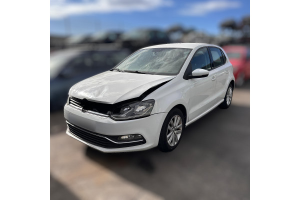 01544  VOLKSWAGEN POLO (6C1)  CHY