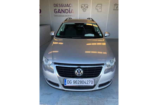 00623  VOLKSWAGEN PASSAT VARIANT (3C5)  BMP