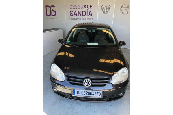 00629  VOLKSWAGEN GOLF V BERLINA (1K1)  Highline