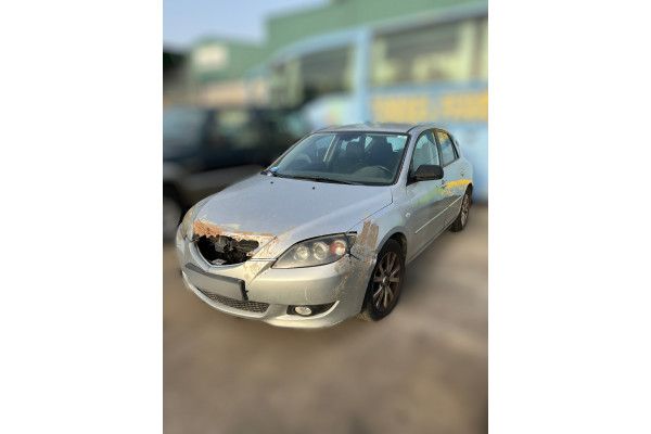 01257  MAZDA 3 BERLINA (BK)  Y6