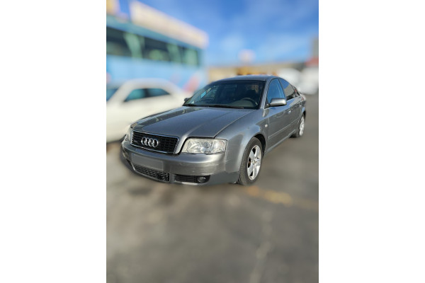 01367  AUDI A6 BERLINA (4B2)  AKE