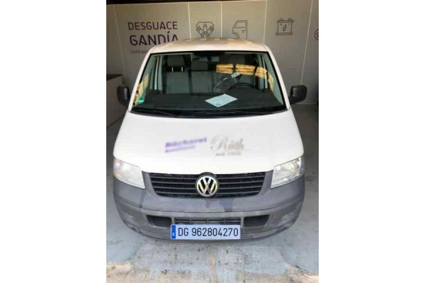 00701  VOLKSWAGEN T5  TRANSPORTER/FURGONETA  Caja cerrada