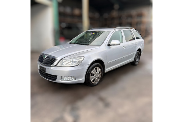 01485  SKODA OCTAVIA COMBI (1Z5)  CAYC