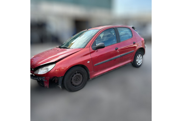 01445  PEUGEOT 206 BERLINA  XR