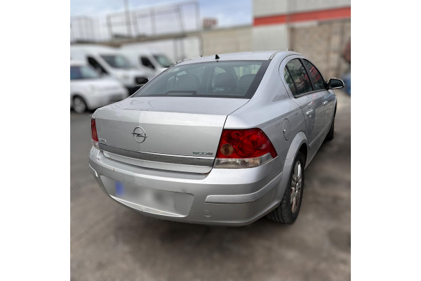 01468  OPEL ASTRA H BER.  Edition
