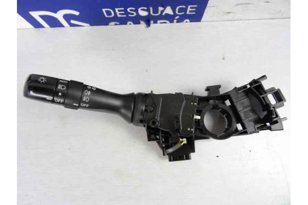 MANDO LUCES  TOYOTA AURIS  2.0 D-4D (ADE186_) 124CV 1998CC 2007 0233017F249