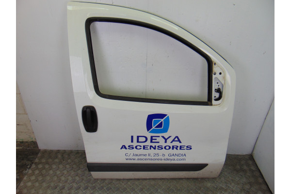 PUERTA DELANTERA DERECHA| CITROEN- 1.3 HDI 75 75CV 1248CC|BLANCA INCLUYE CERRADURA *LOS ACCESORIOS NO ESTAN GARANTIZADOS NI COMP