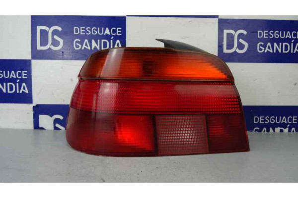 PILOTO TRASERO IZQUIERDO  BMW 5  525 TDS 143CV 2503CC 1998