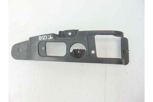 MOLDURAS TRASERAS| BMW- M57306D2|51123400957 IZQUIERDA - 2004