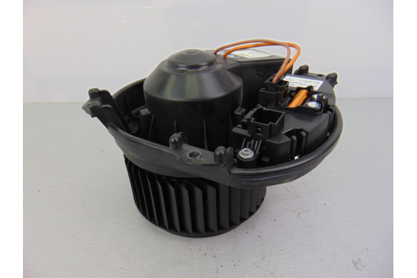 MOTOR CALEFACCION  MERCEDES-BENZ CLASE A  A 180 CDI / D (176.012) 109CV 1461CC 2014 A2469064200