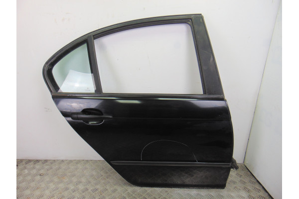 PUERTA TRASERA DERECHA  BMW 3  320 D 150CV 1995CC 2006 NEGRA