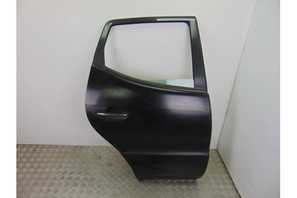 PUERTA TRASERA DERECHA  MERCEDES-BENZ CLASE A  A 160 (168.033, 168.133) 102CV 1598CC 2000 NEGRA