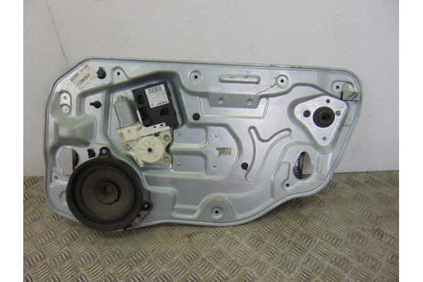 ELEVALUNAS DELANTERO DERECHO| VOLVO- D4164T|30773907AA - 2006