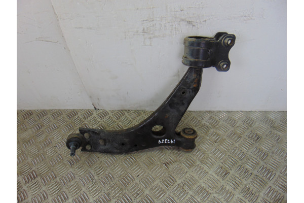 BRAZO SUSPENSION INFERIOR DELANTERO DERECHO| VOLVO- D5204T5|D5204T5 - 2011