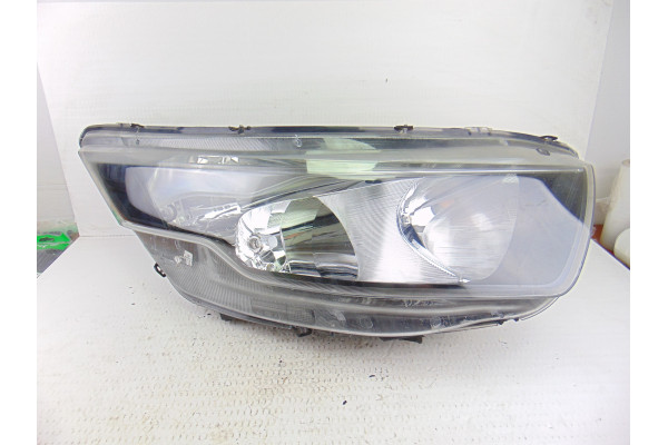 FARO DERECHO| IVECO- F1CGL411B|5801473749 ** TIENE SOPORTES ROTOS *** - 2019