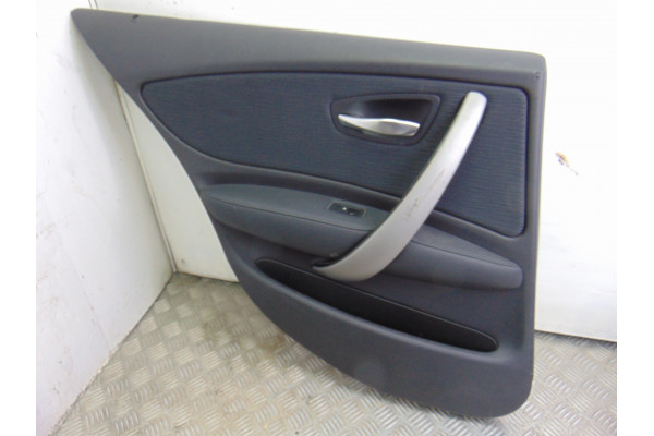 GUARNECIDO PUERTA TRASERA IZQUIERDA| BMW- 118 D 143CV 1995CC| - 2010