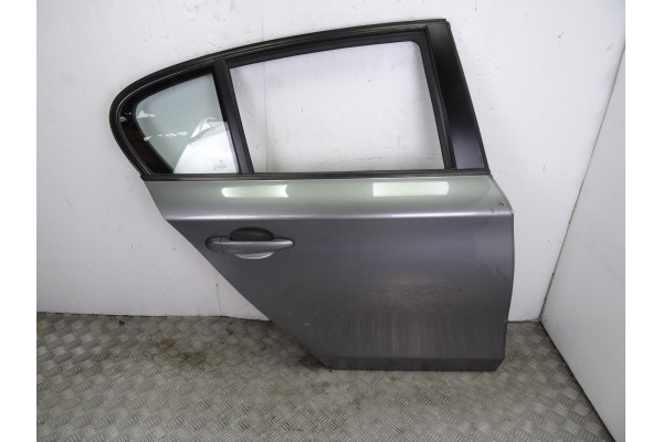 PUERTA TRASERA DERECHA| BMW- 118 D 143CV 1995CC|GRIS - 2010