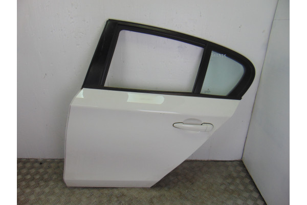 PUERTA TRASERA IZQUIERDA| BMW- 118 D 143CV 1995CC|BLANCA - 2007