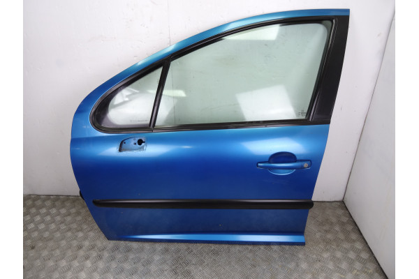 PUERTA DELANTERA IZQUIERDA| PEUGEOT- 1.4 16V 95CV 1397CC|AZUL INCLUYE ELEVALUNAS *LOS ACCESORIOS NO ESTAN GARANTIZADOS NI COMPRO