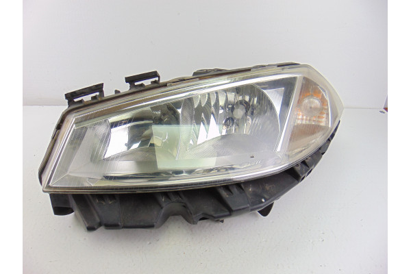 FARO IZQUIERDO| RENAULT- 1.6 16V 112CV 1598CC|8200567431B - 2005