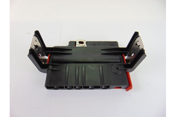 CAJA RELES / FUSIBLES| BMW- 318 D 122CV 1995CC|6114693665307 - 2006