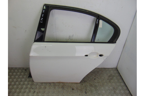 PUERTA TRASERA IZQUIERDA  BMW 3  320 D 184CV 1995CC 2010 BLANCA