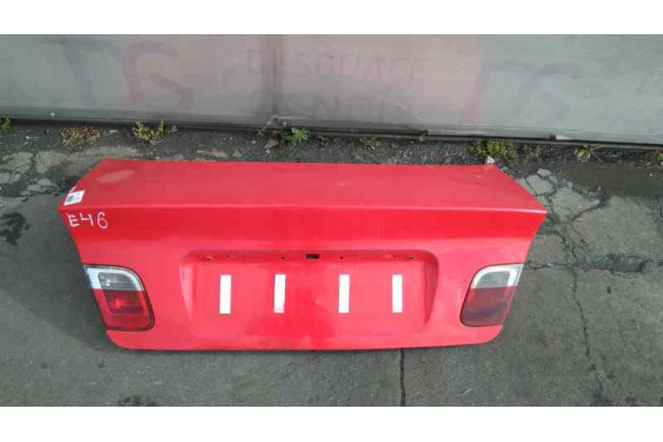 TAPA MALETERO  BMW 3  320 D 150CV 1995CC 2003 ROJA