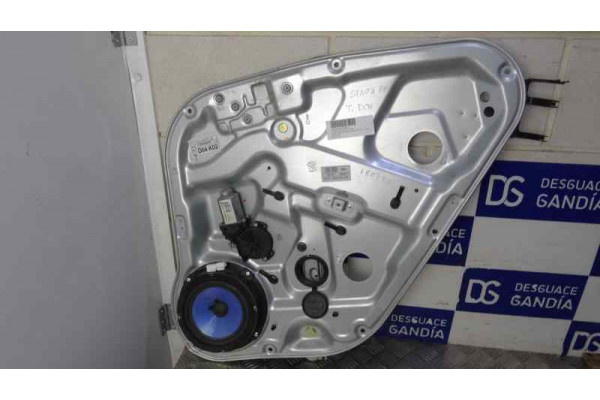 ELEVALUNAS TRASERO DERECHO  HYUNDAI SANTA FÉ II  2.2 CRDI GLS 150CV 2188CC 2006 2 PIN