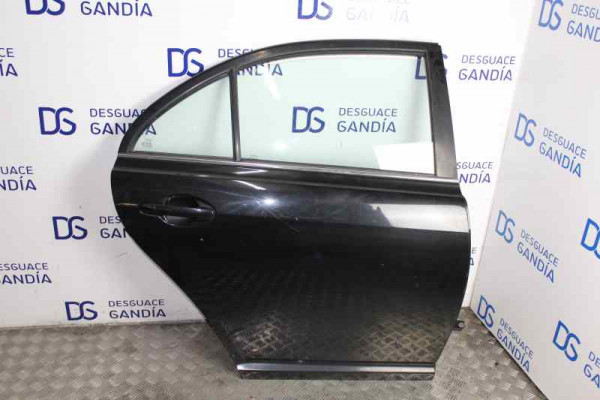 PUERTA TRASERA DERECHA| TOYOTA- 2.0 D-4D (CDT250_) 116CV 1995CC| - 2003