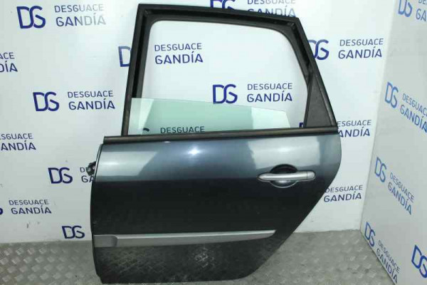 PUERTA TRASERA IZQUIERDA  RENAULT GRAND SCÉNIC II  1.6 113CV 1598CC 2004 GRIS OSCURO