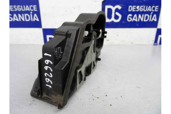 CERRADURA PUERTA TRASERA IZQUIERDA| BMW- M47N204D4|  SIN CABLE NI BARILLAJE  - 2006