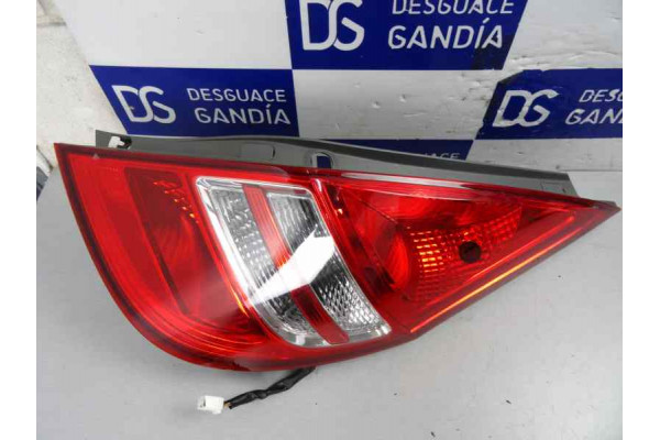 PILOTO TRASERO DERECHO  HYUNDAI I30  1.6 CRDI 116CV 1582CC 2007 92402-2L010