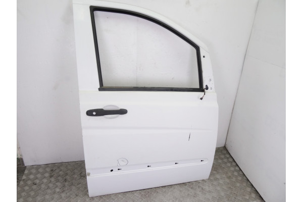 PUERTA DELANTERA DERECHA  MERCEDES-BENZ VITO / MIXTO FURGÓN   2006 BLANCA