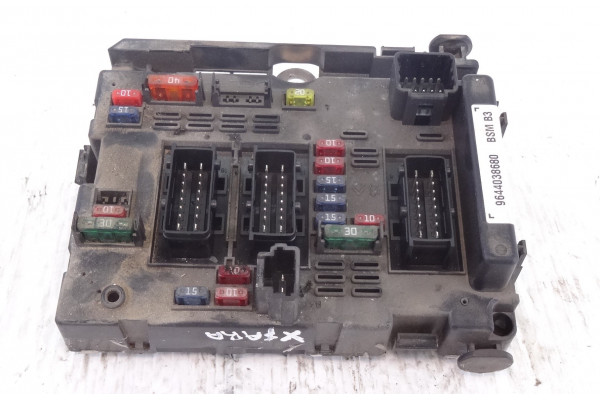 CAJA RELES / FUSIBLES| CITROEN- RHY|9644038680 BSM  - 2002