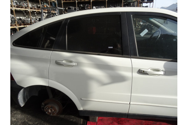 PUERTA TRASERA DERECHA  SSANGYONG ACTYON I  2.0 XDI 141CV 1998CC 2010