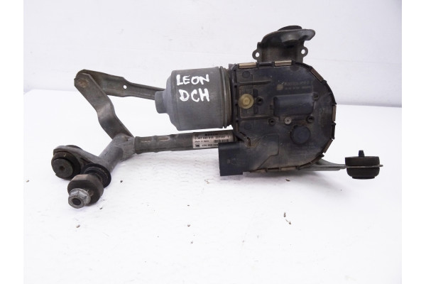 MOTOR LIMPIA DELANTERO| SEAT- BKD|1P0955024B 4 PIN DERECHO - 2007